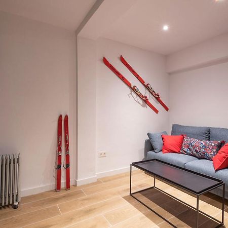 Beautifully Renovated 4 Bedroom Apt + Kid'S Room เซียร์ราเนบาดา ภายนอก รูปภาพ