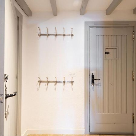 Beautifully Renovated 4 Bedroom Apt + Kid'S Room เซียร์ราเนบาดา ภายนอก รูปภาพ