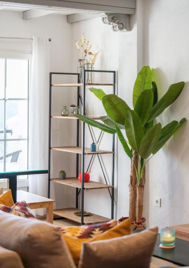 Beautifully Renovated 4 Bedroom Apt + Kid'S Room เซียร์ราเนบาดา ภายนอก รูปภาพ