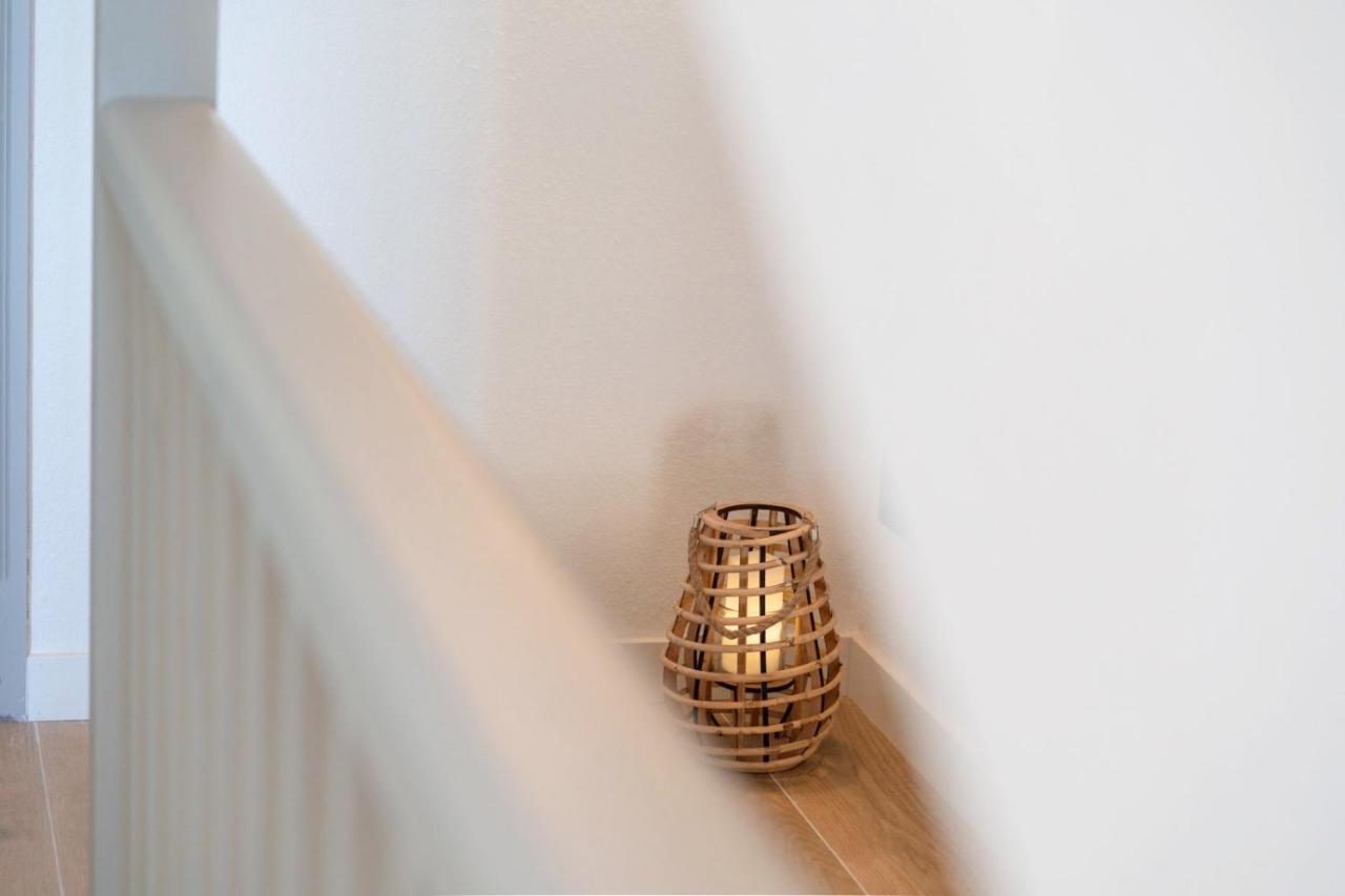 Beautifully Renovated 4 Bedroom Apt + Kid'S Room เซียร์ราเนบาดา ภายนอก รูปภาพ