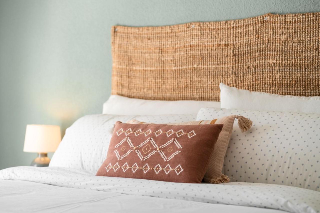Beautifully Renovated 4 Bedroom Apt + Kid'S Room เซียร์ราเนบาดา ภายนอก รูปภาพ