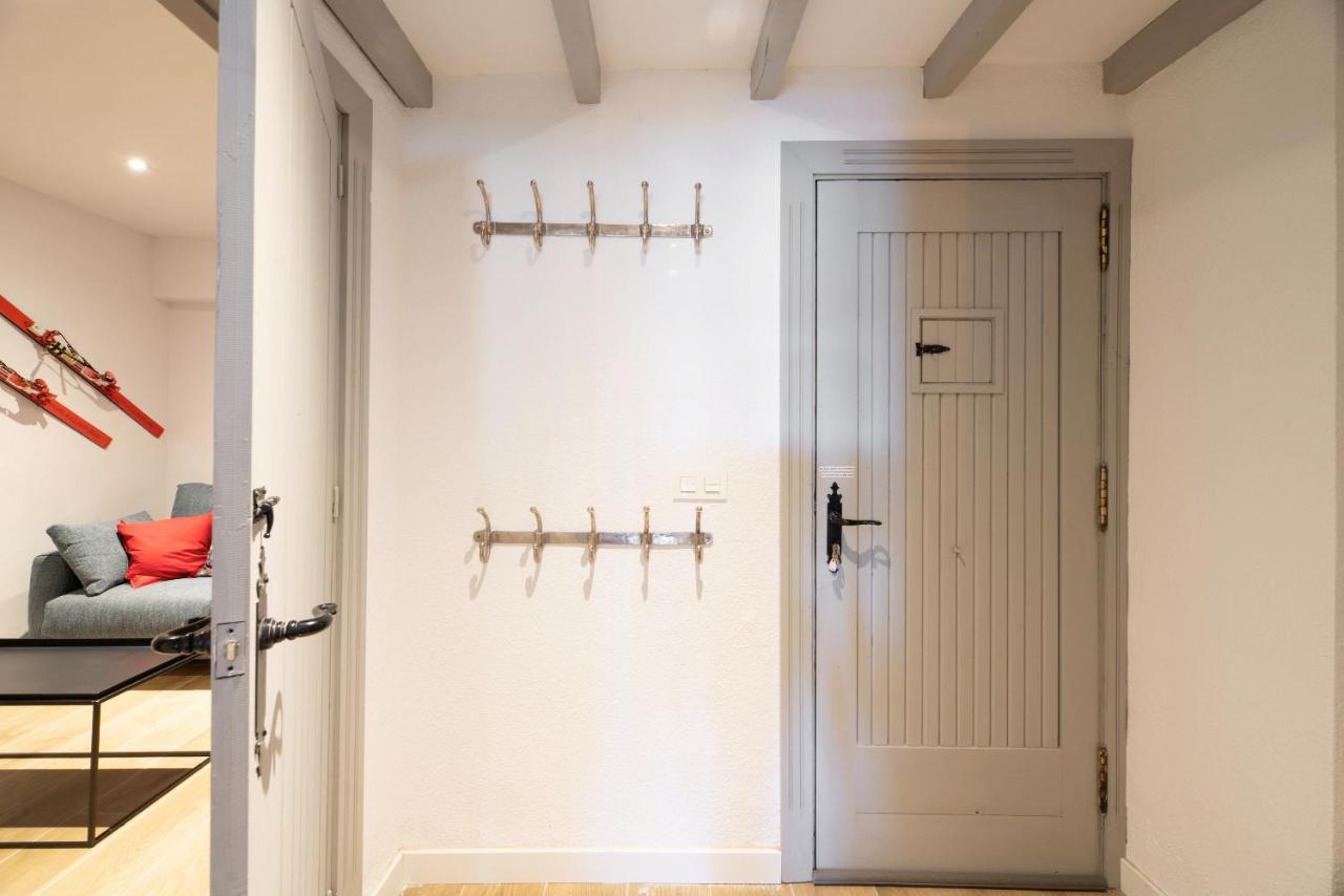 Beautifully Renovated 4 Bedroom Apt + Kid'S Room เซียร์ราเนบาดา ภายนอก รูปภาพ