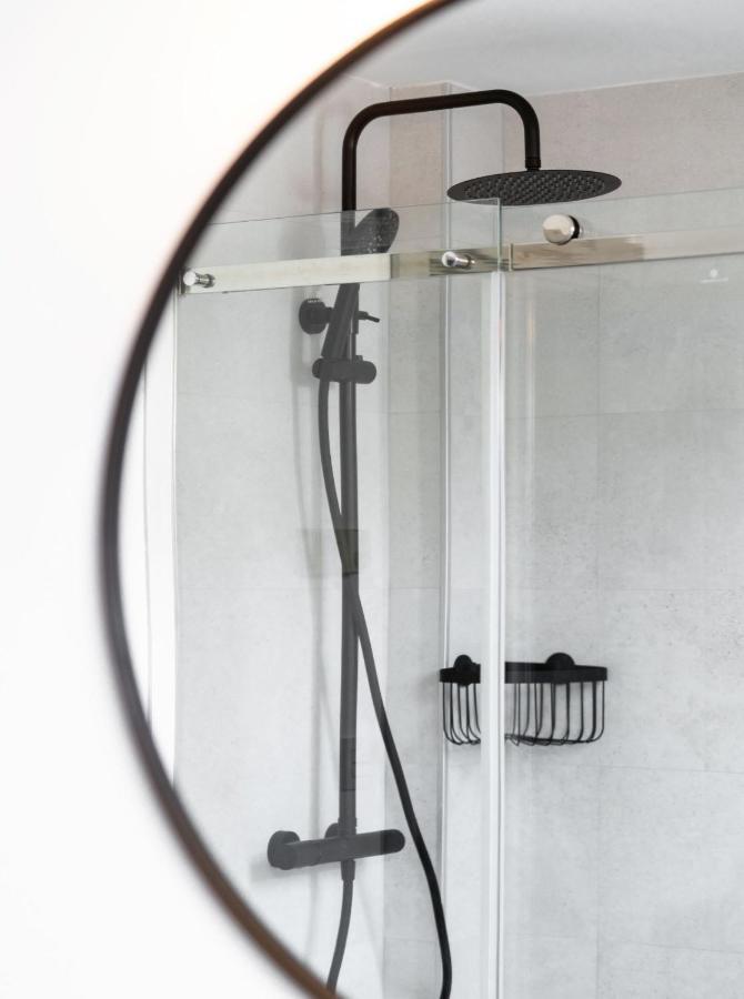 Beautifully Renovated 4 Bedroom Apt + Kid'S Room เซียร์ราเนบาดา ภายนอก รูปภาพ