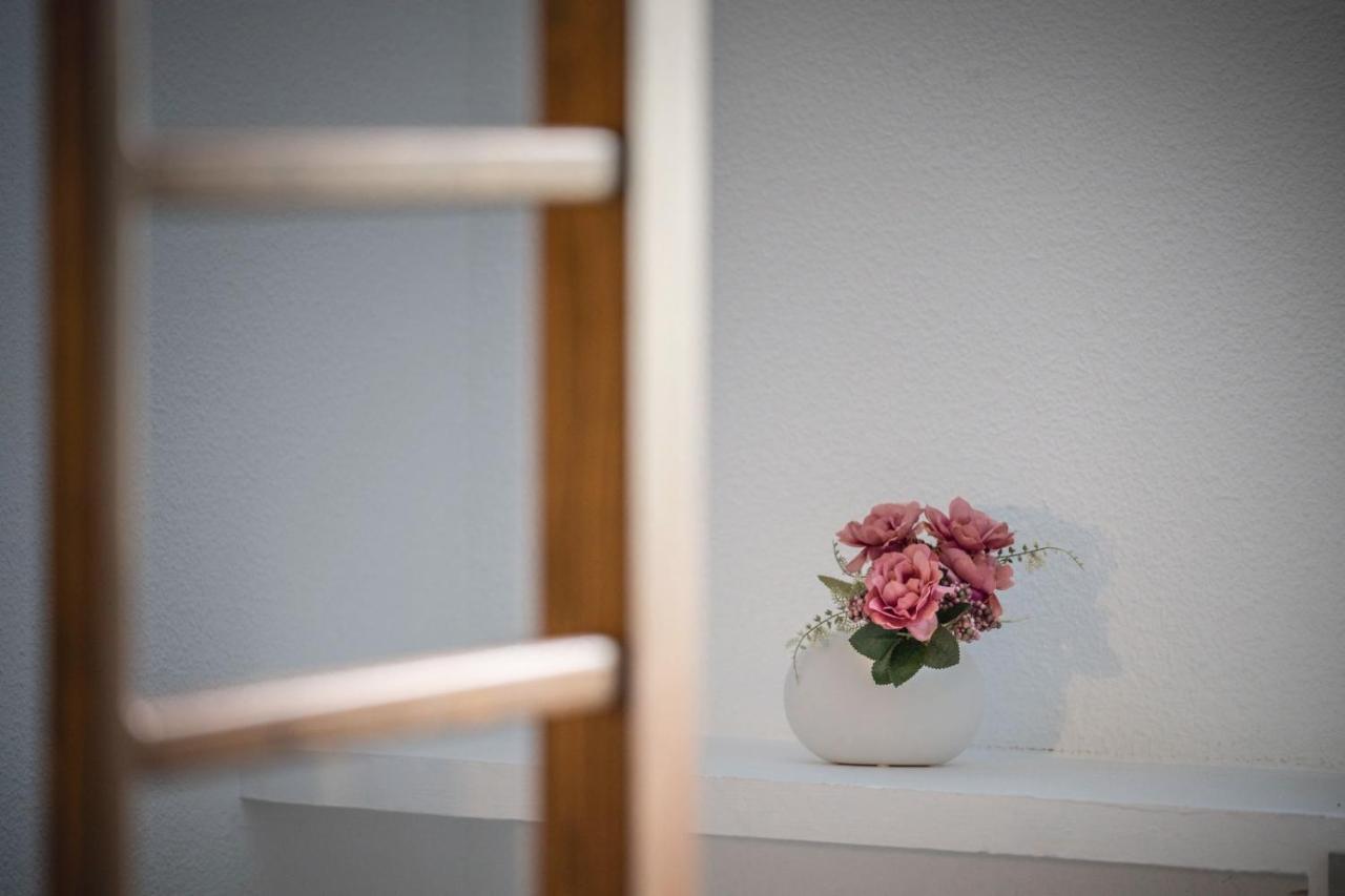 Beautifully Renovated 4 Bedroom Apt + Kid'S Room เซียร์ราเนบาดา ภายนอก รูปภาพ